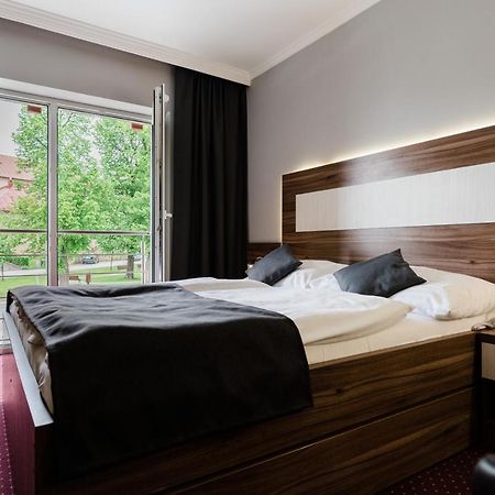 Hotel Menhard المظهر الخارجي الصورة