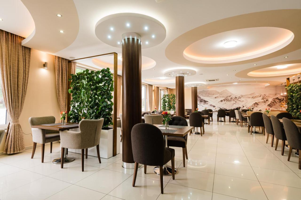 Hotel Menhard المظهر الخارجي الصورة